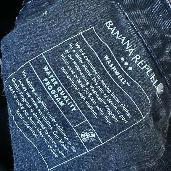 NWT BANANA REPUBLIC Denim Mini Skirt in Black Wash - Picture 12 of 15